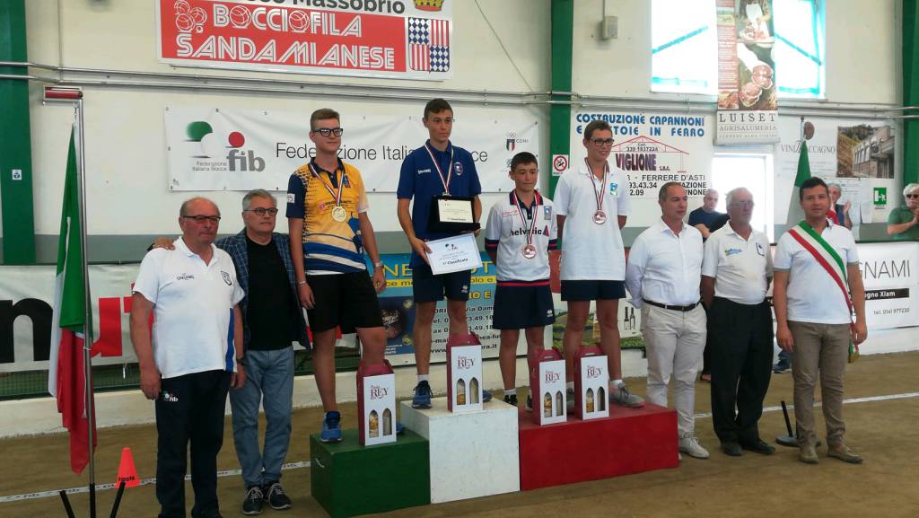 podio matteo vercelli italiani under 15 bocce 2019
